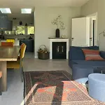 Yellow Summer House With Character And Tranquility Ferienhaus Hornbæk