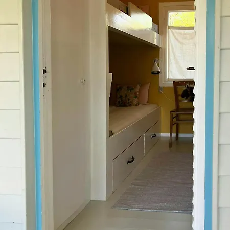 Ferienhaus Yellow Summer House With Character And Tranquility