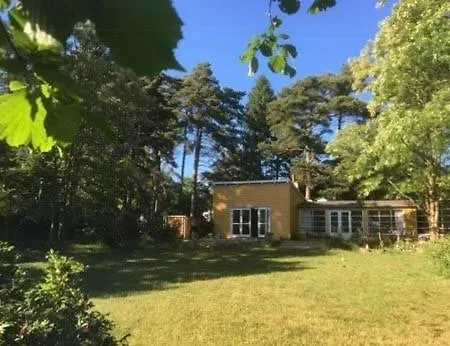 Yellow Summer House With Character And Tranquility *
