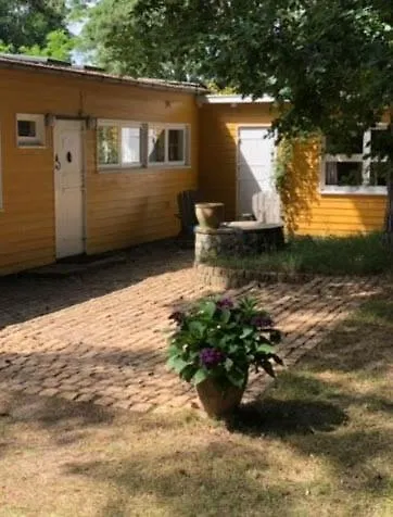 Holiday home Yellow Summer House With Character And Tranquility *