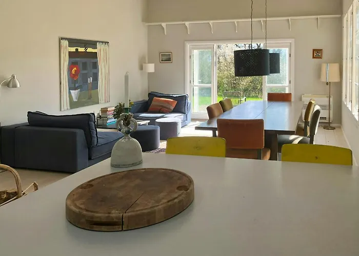 Holiday home Yellow Summer House With Character And Tranquility