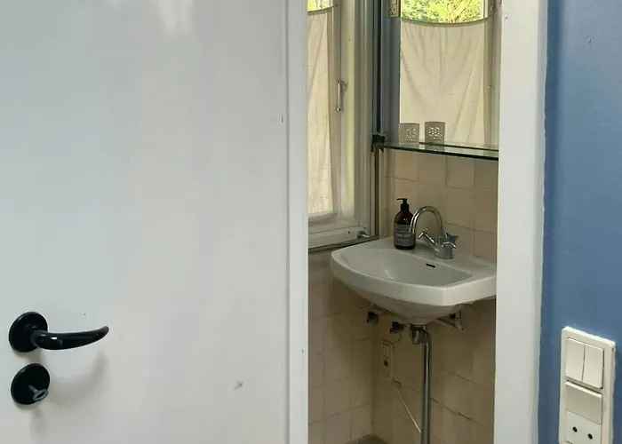 Yellow Summer House With Character And Tranquility Holiday home